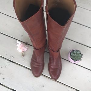 American Vintage tall brown boots 👢